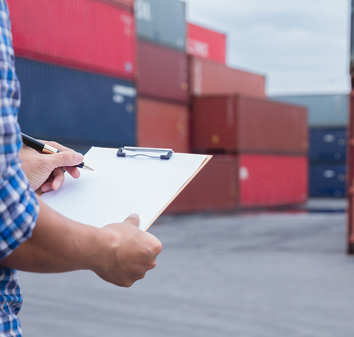 Kıbrıs İthalat Süreci Nasıl İşler?